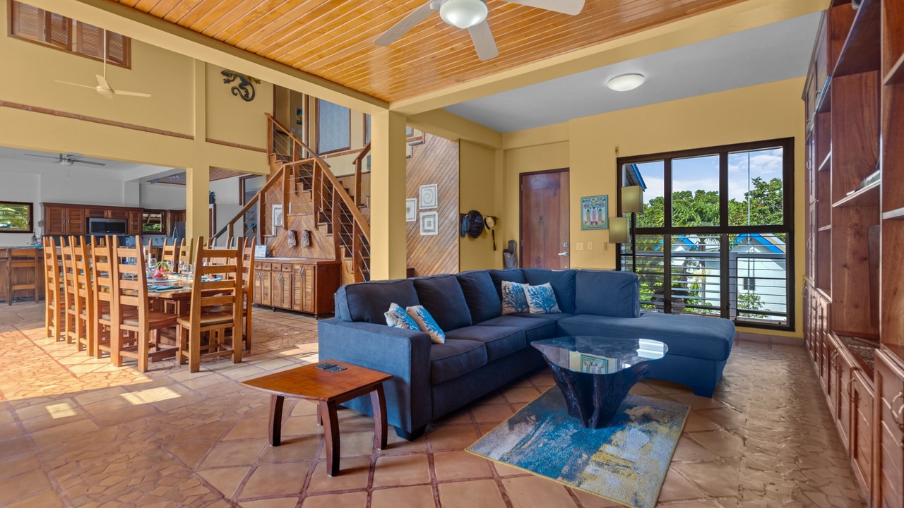 Photo of Livingroom in Caribbean Way