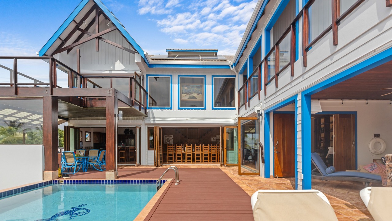 Photo of Outdoor in Caribbean Way