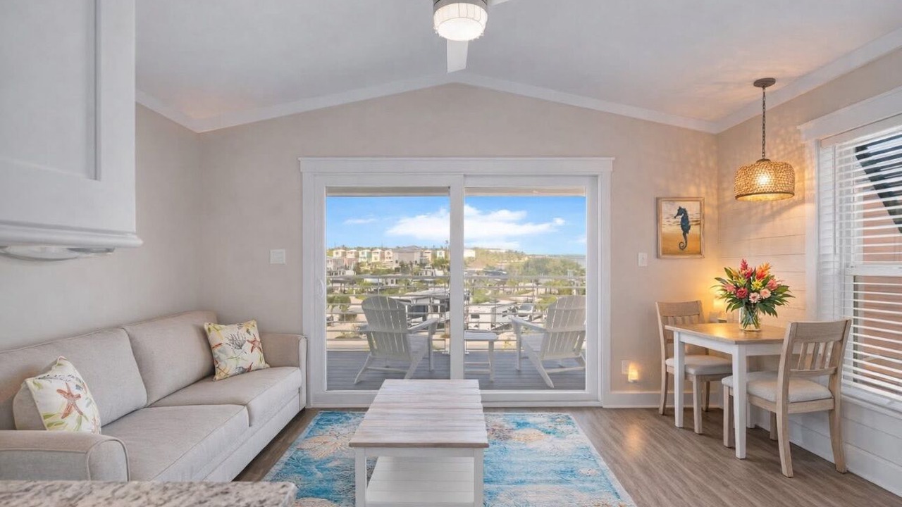 Photo of Livingroom in Islamorada