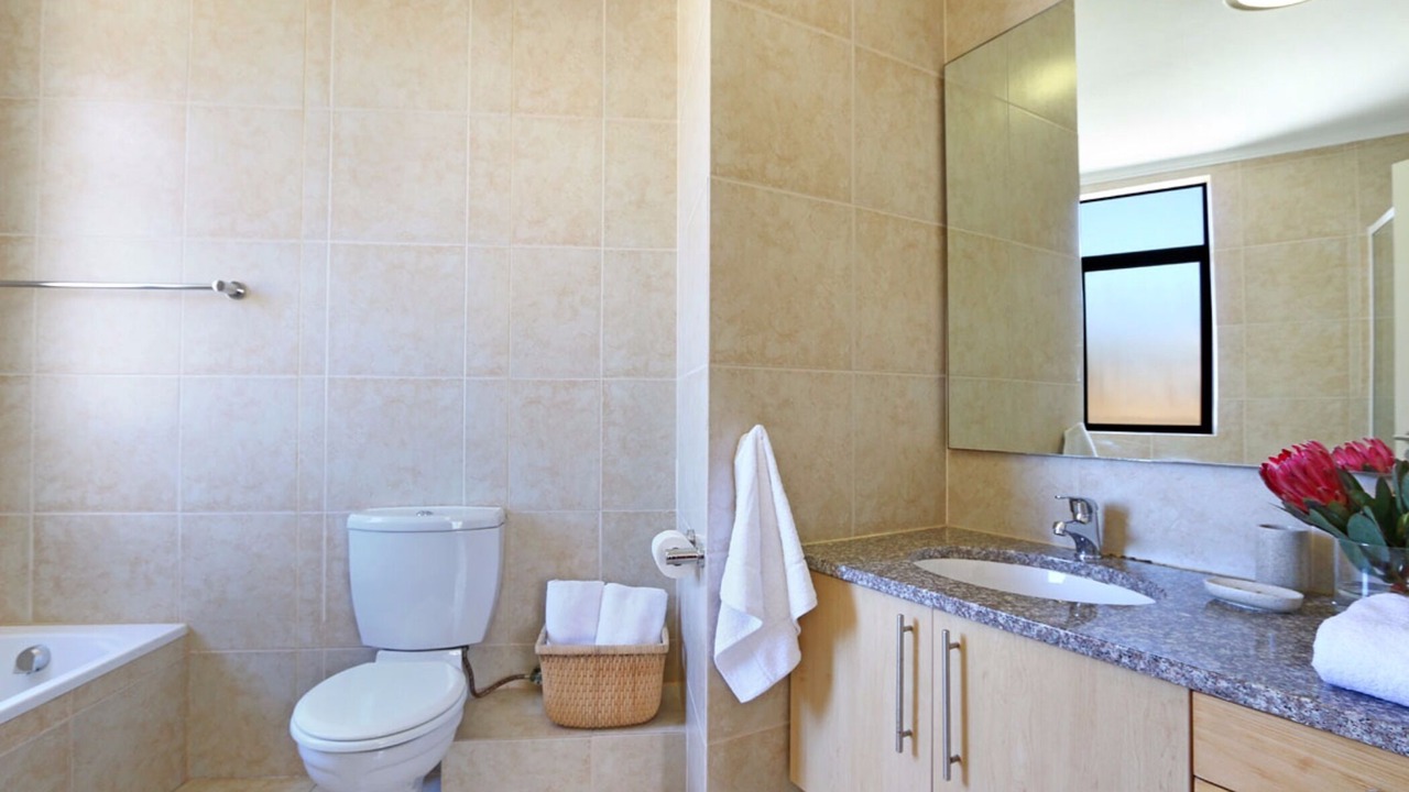 Photo of Bathroom in Cape Town City Centre