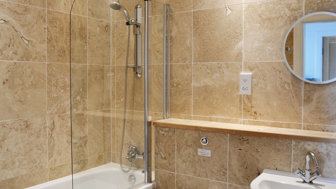 Photo of Bathroom in Arduaine