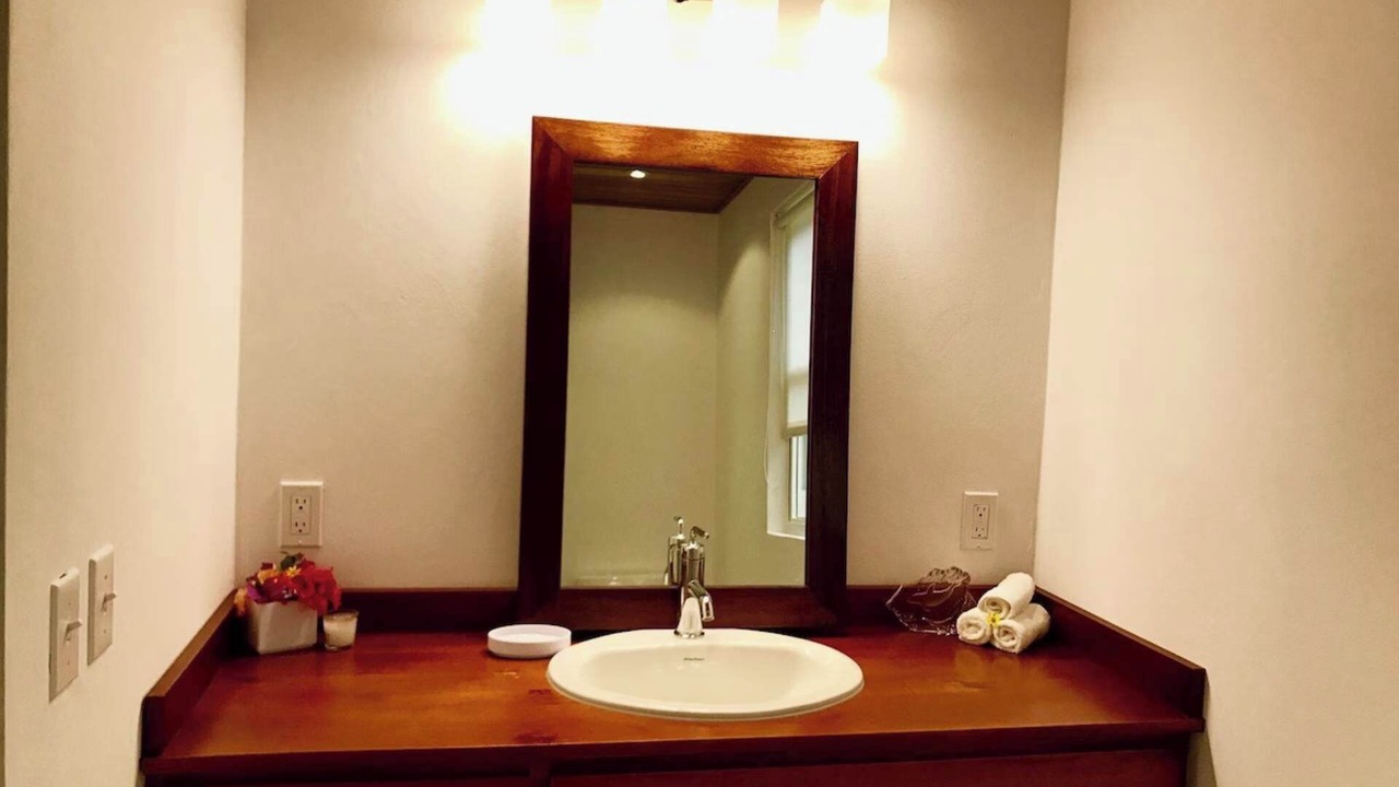 Photo of Bathroom in Caye Caulker