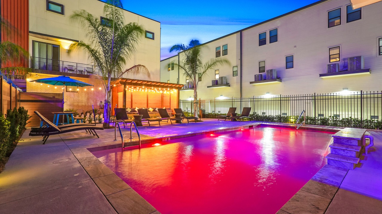 Photo of Outdoor in Mid-City