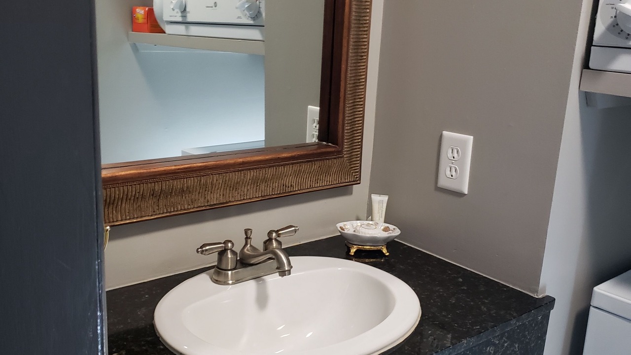 Photo of Bathroom in French Quarter