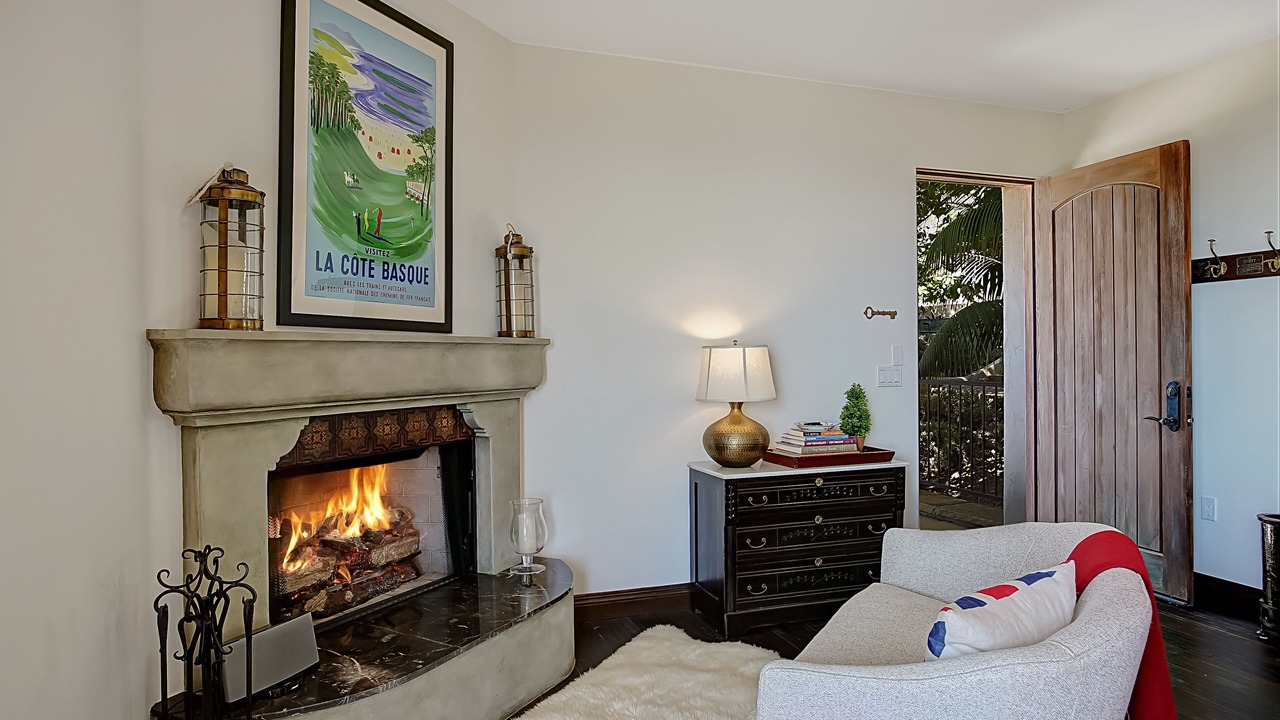 Photo of Livingroom in The Mesa