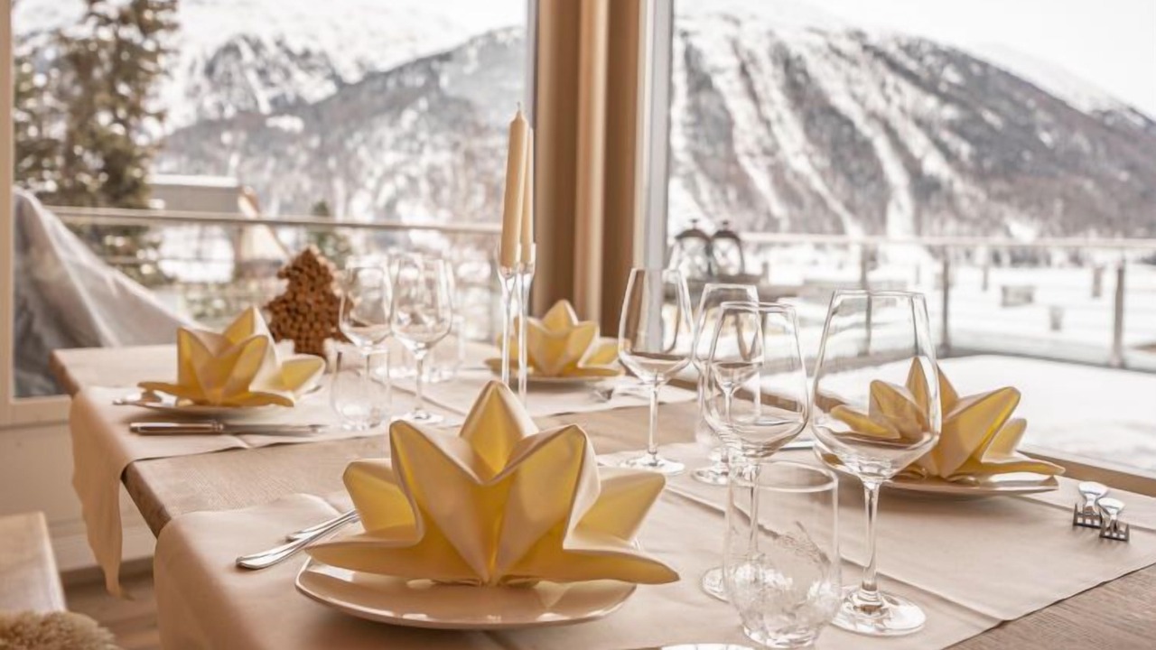 Photo of Others in Samedan