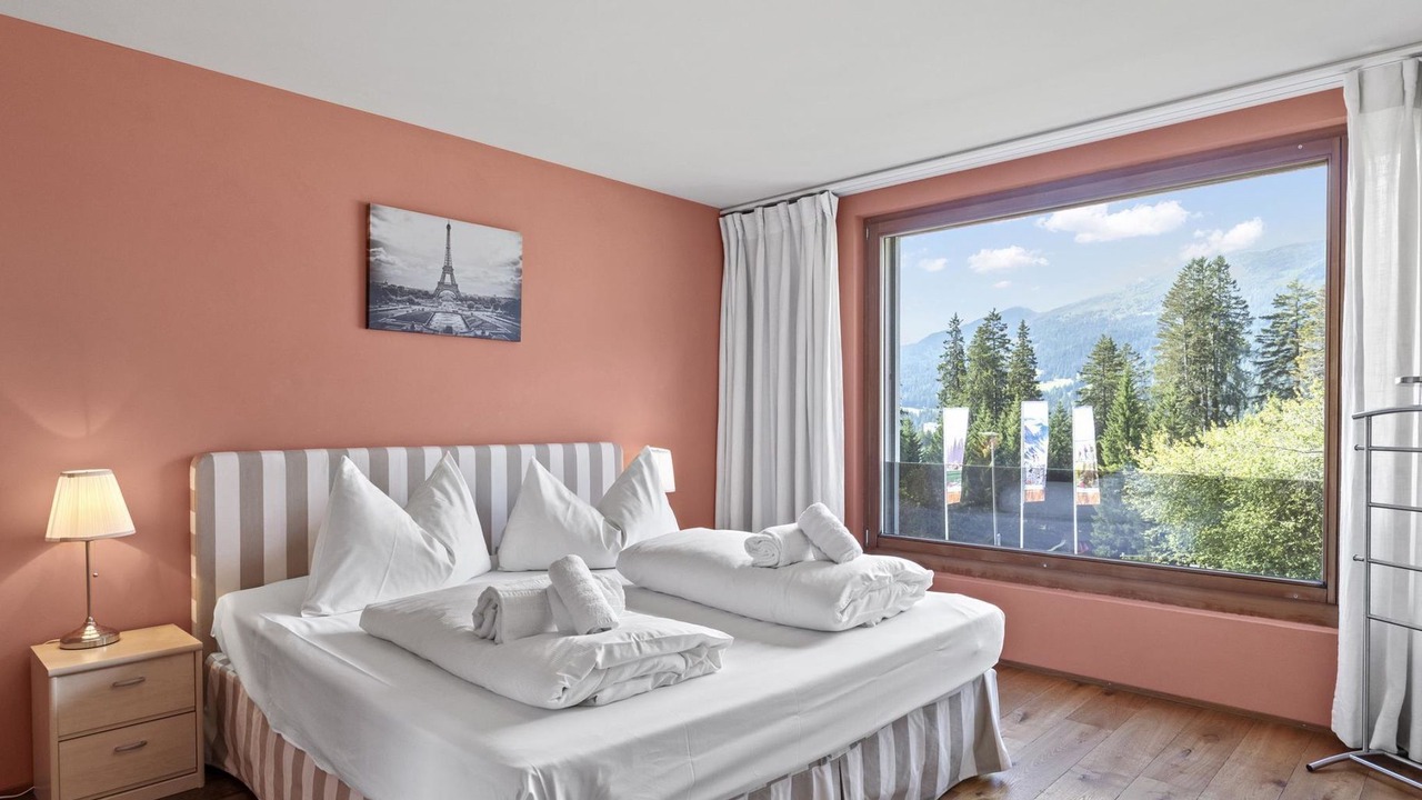 Photo of Bedroom in Valbella