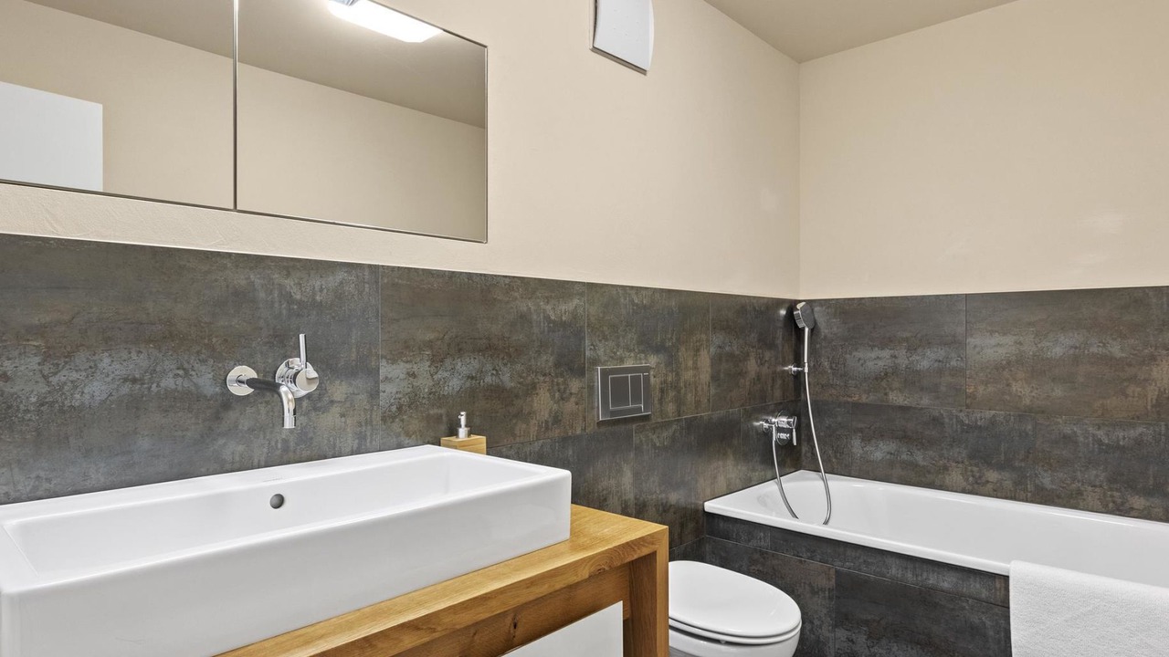 Photo of Bathroom in Valbella