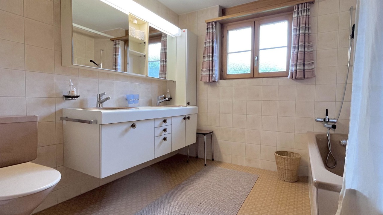 Photo of Bathroom in Zweisimmen