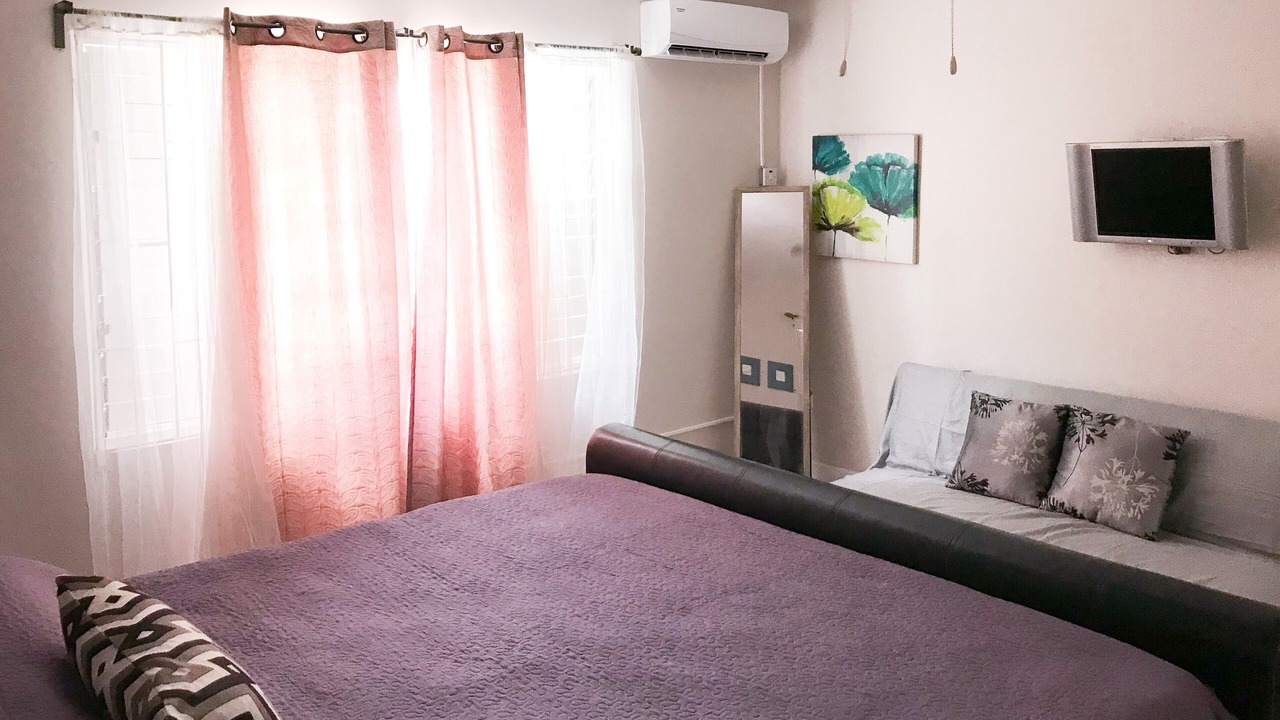 Photo of Bedroom in West Gate Hills
