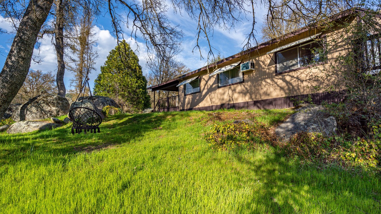 Photo of Outdoor in Oakhurst