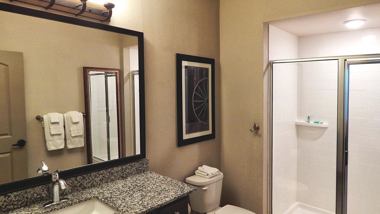 Photo of Bathroom in Ingram