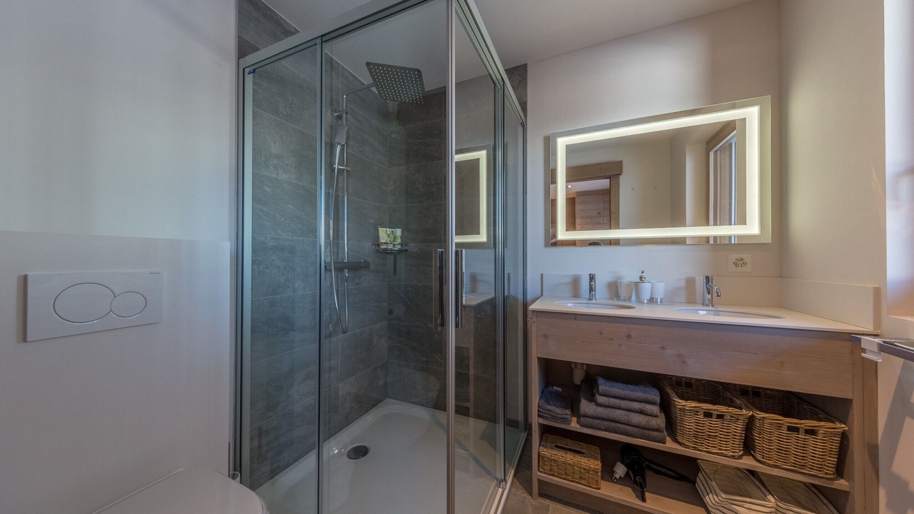 Photo of Bathroom in Saint-Pierre-de-Clages