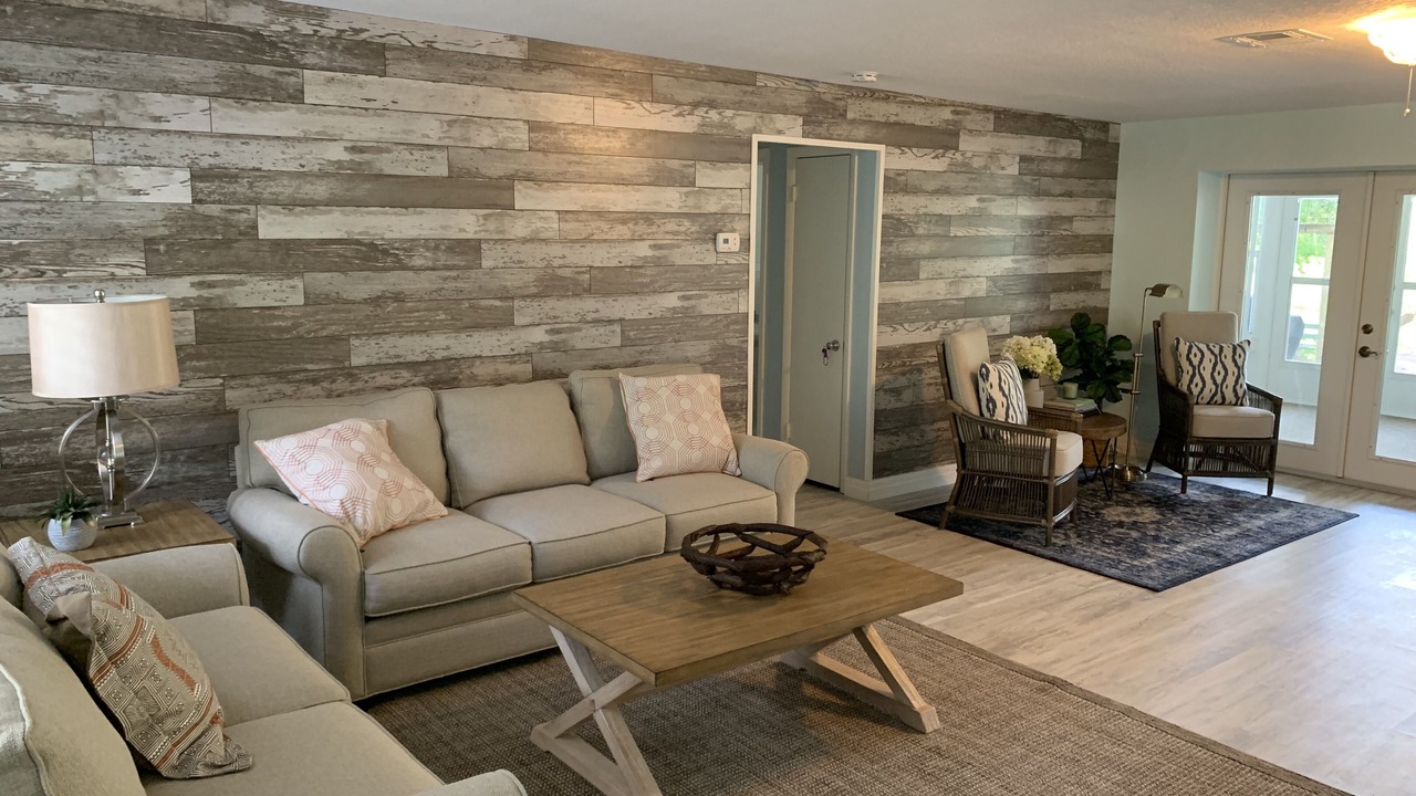 Photo of Livingroom in Spring Hill