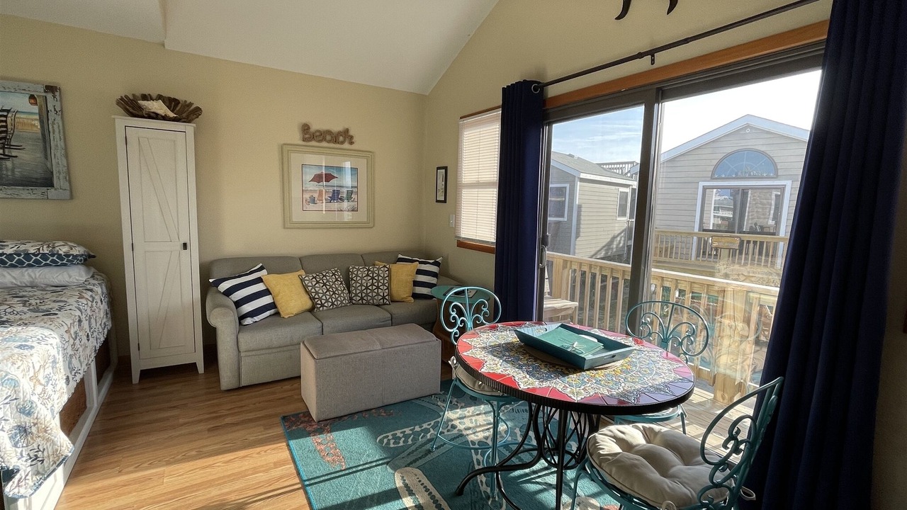 Photo of Livingroom in Hatteras