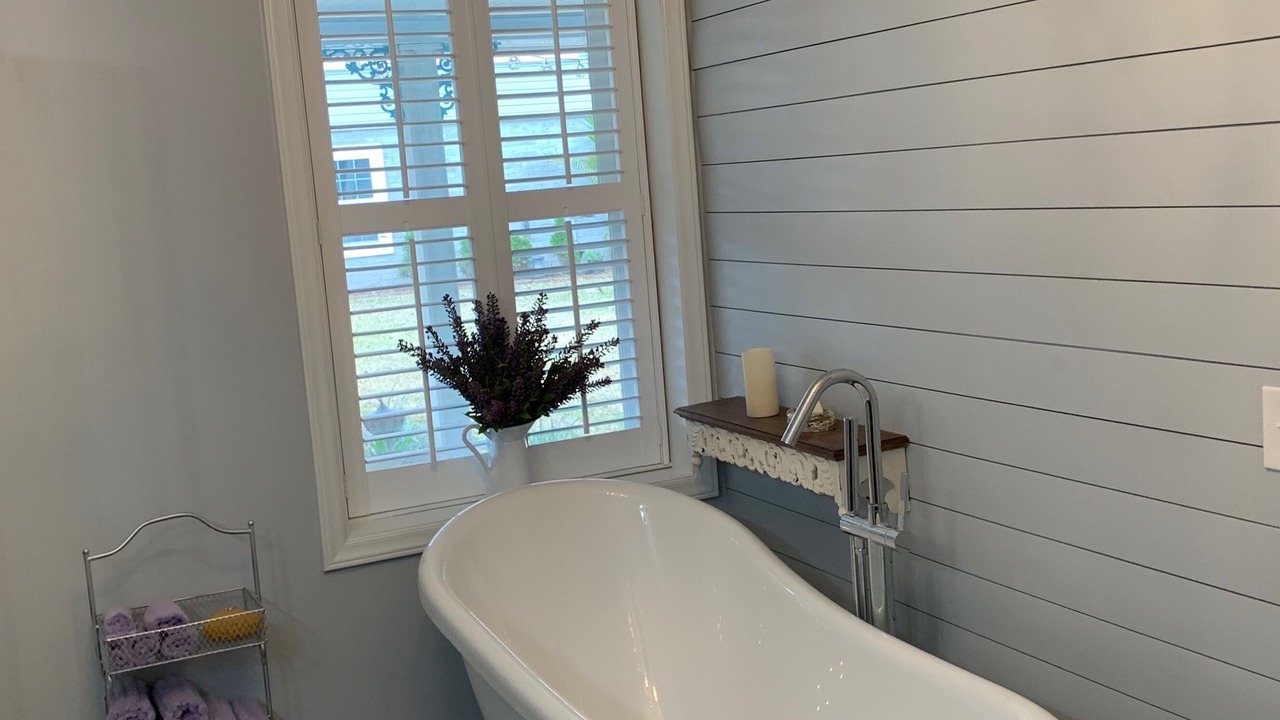 Photo of Bathroom in Summerville Historic District