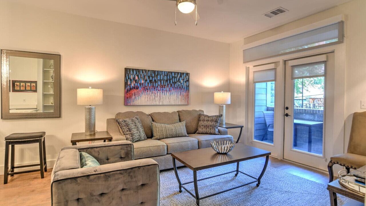 Photo of Livingroom in East End - Valley Street