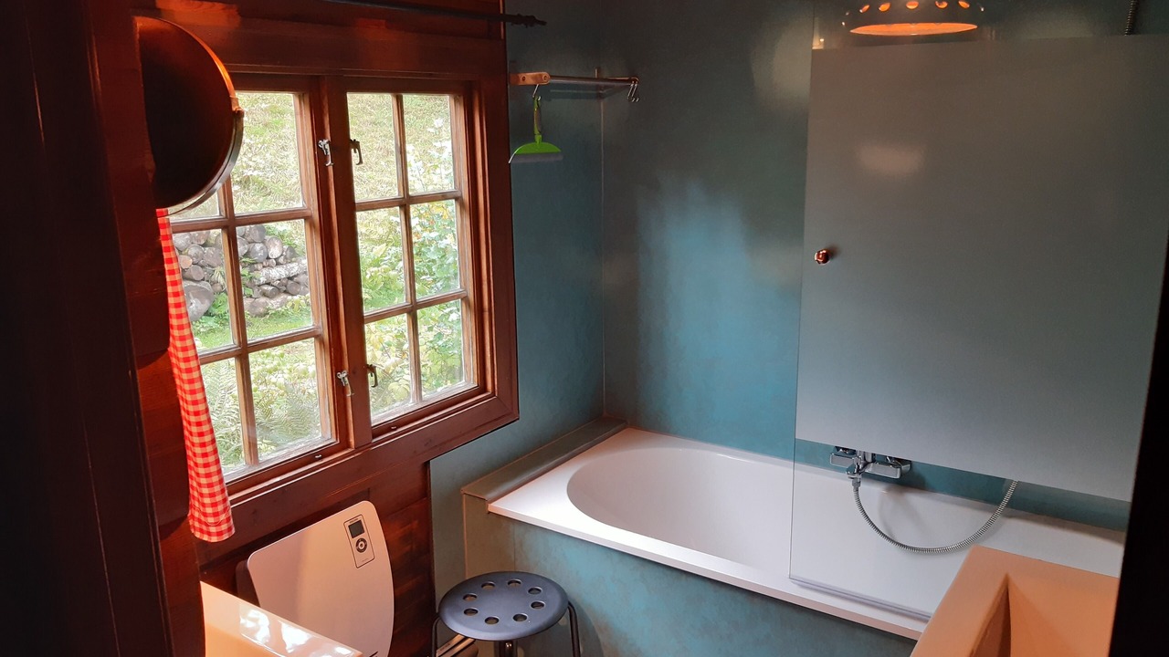 Photo of Bathroom in Harre