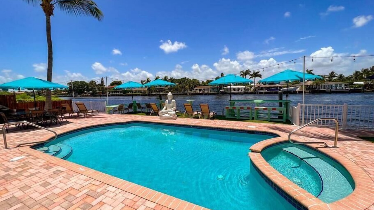 Photo of Outdoor in Santa Barbara Estates