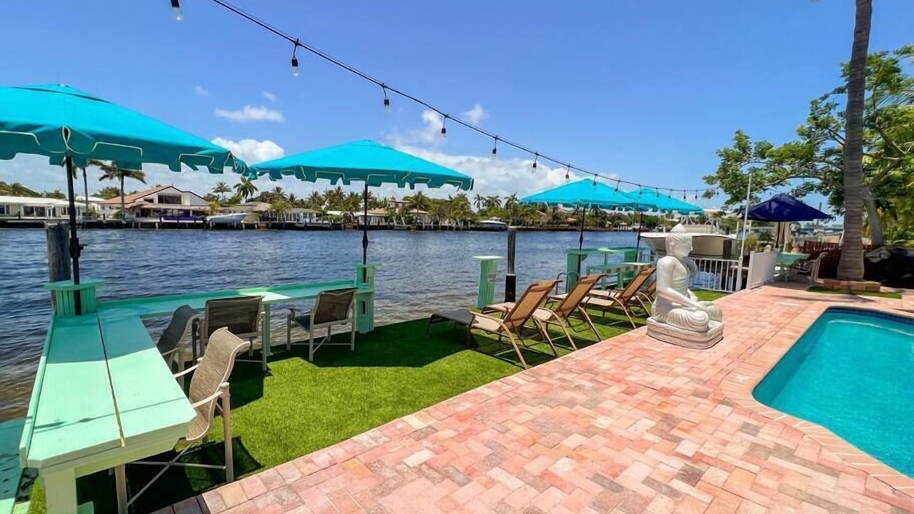 Photo of Outdoor in Santa Barbara Estates