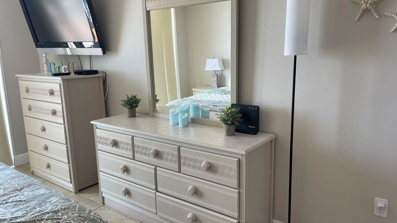Photo of Bedroom in Crescent Beach