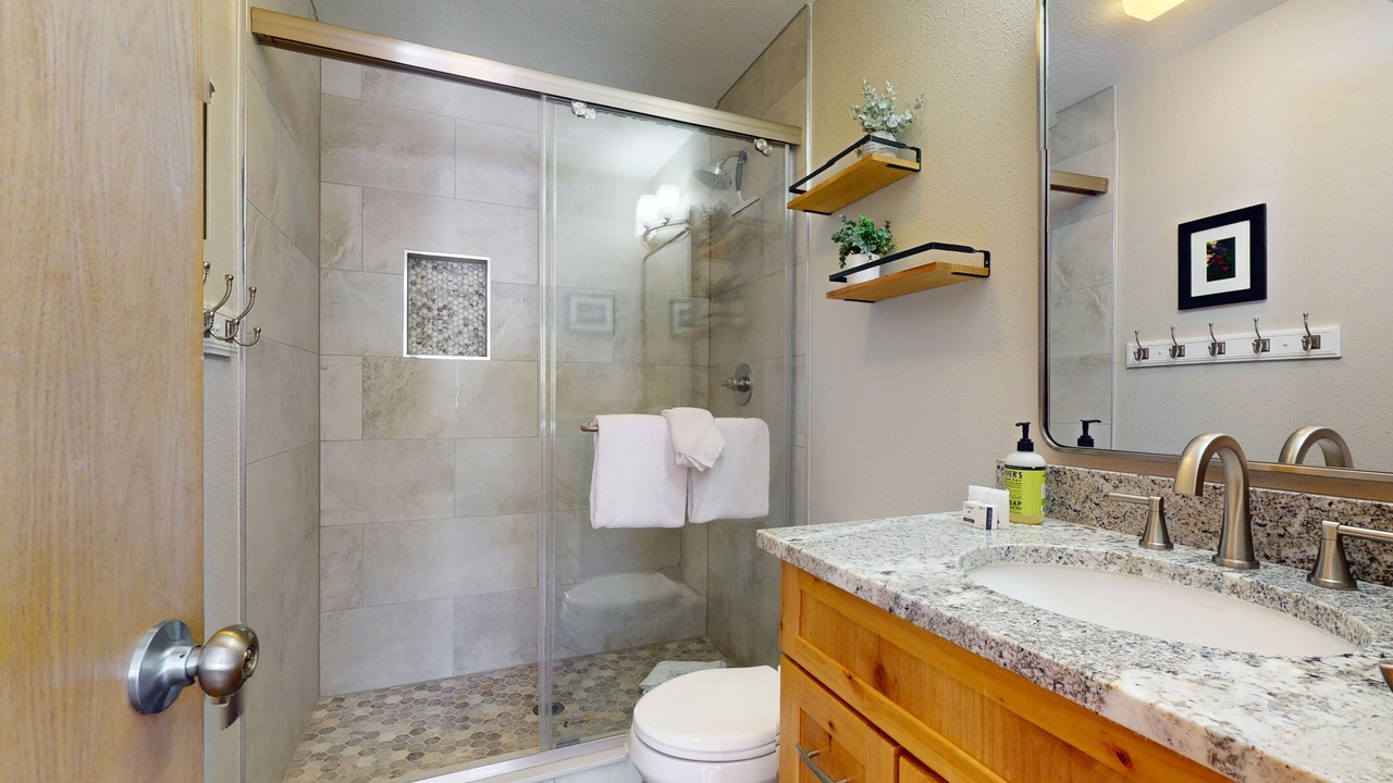 Photo of Bathroom in Wildernest