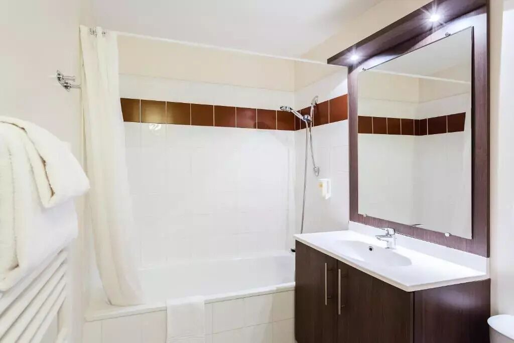 Photo of Bathroom in Chateaudun-Bannier