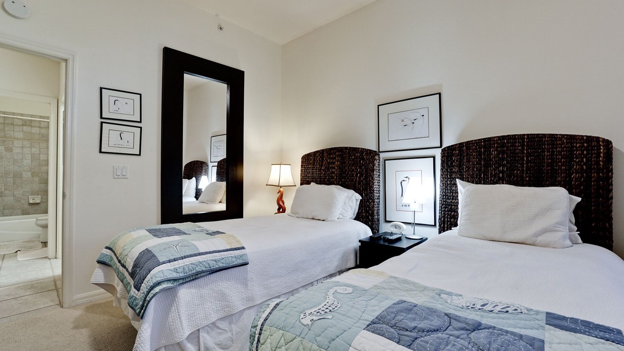 Photo of Bedroom in Bradenton Beach