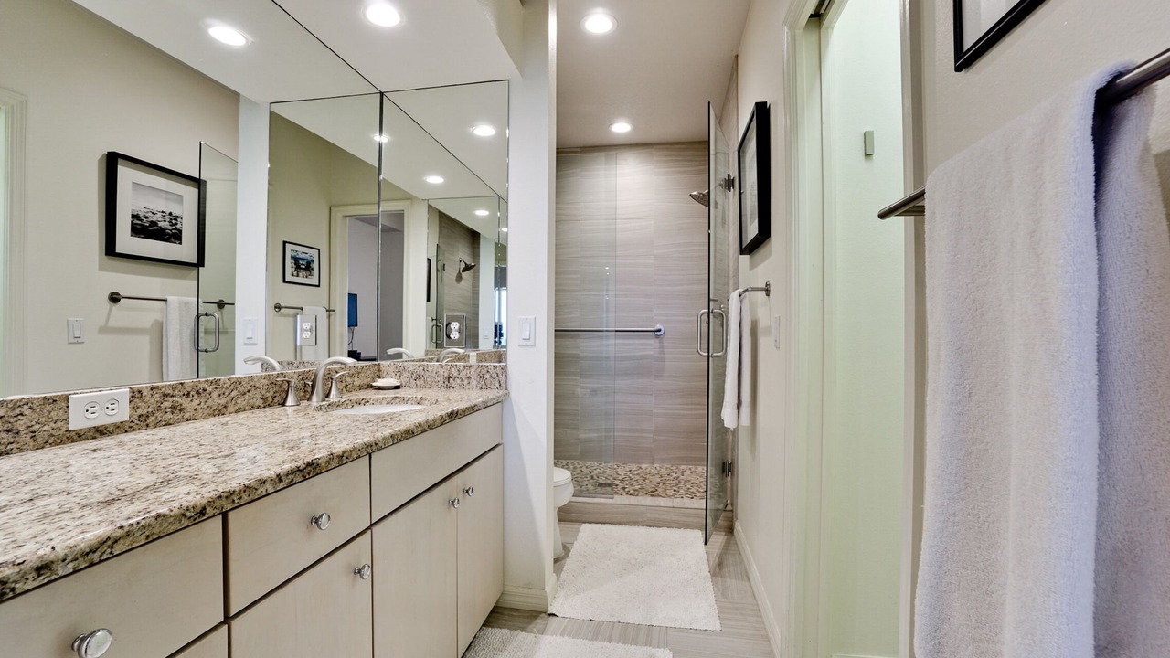 Photo of Bathroom in Bradenton Beach
