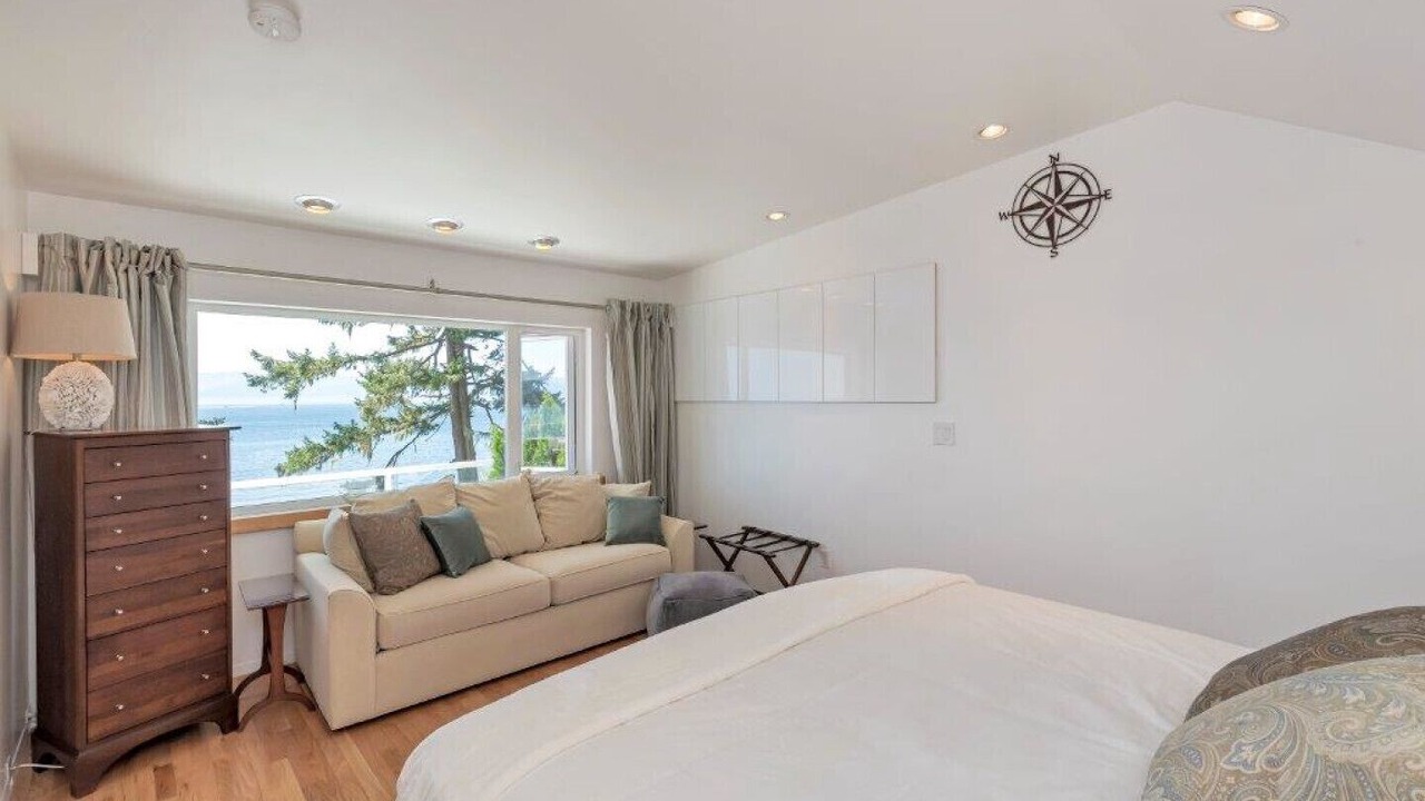 Photo of Bedroom in Otter Point