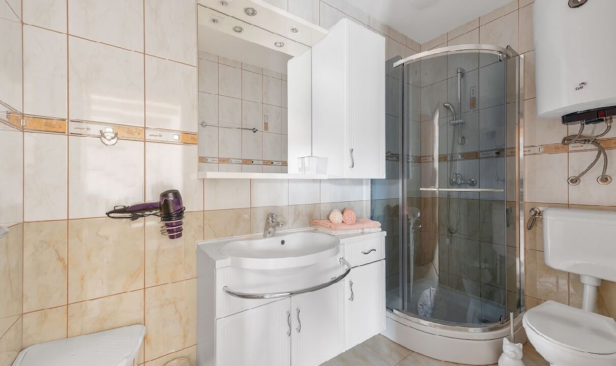 Photo of Bathroom in Sukosan