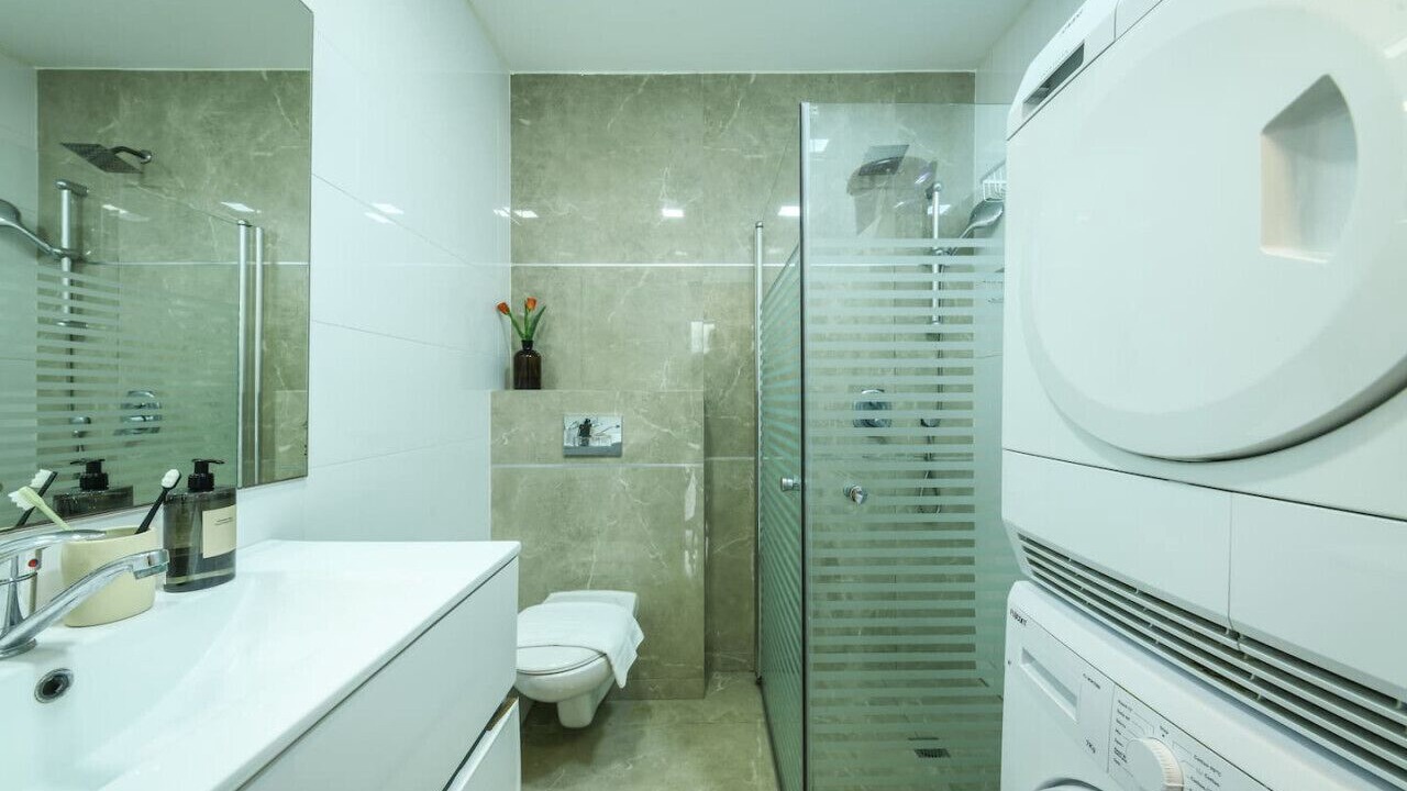 Photo of Bathroom in Ashkelon