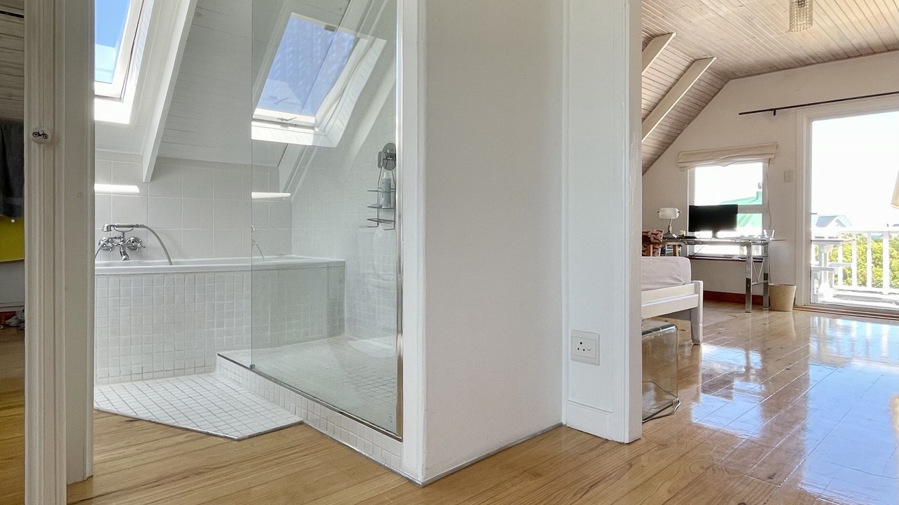 Photo of Bathroom in Noordhoek