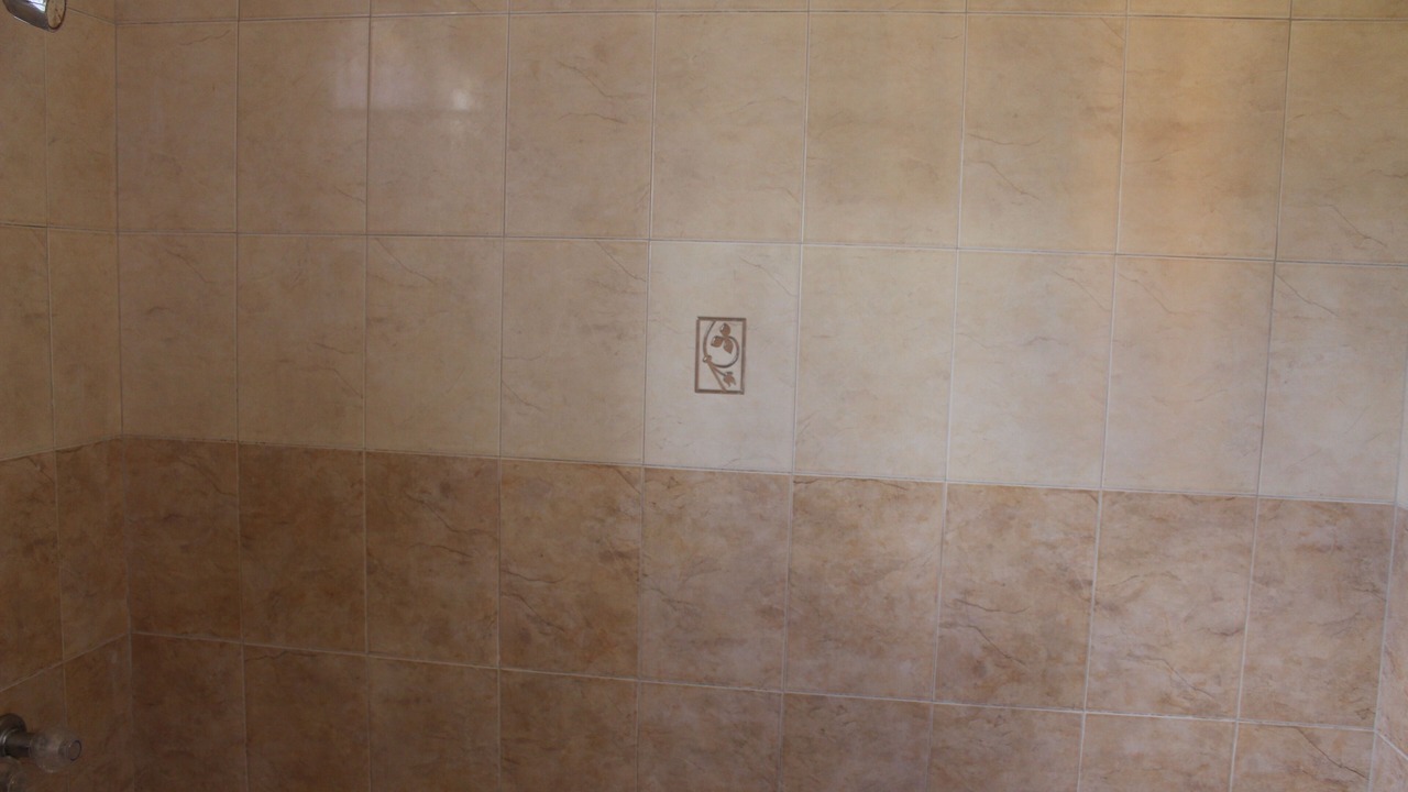 Photo of Bathroom in Molynes Gardens