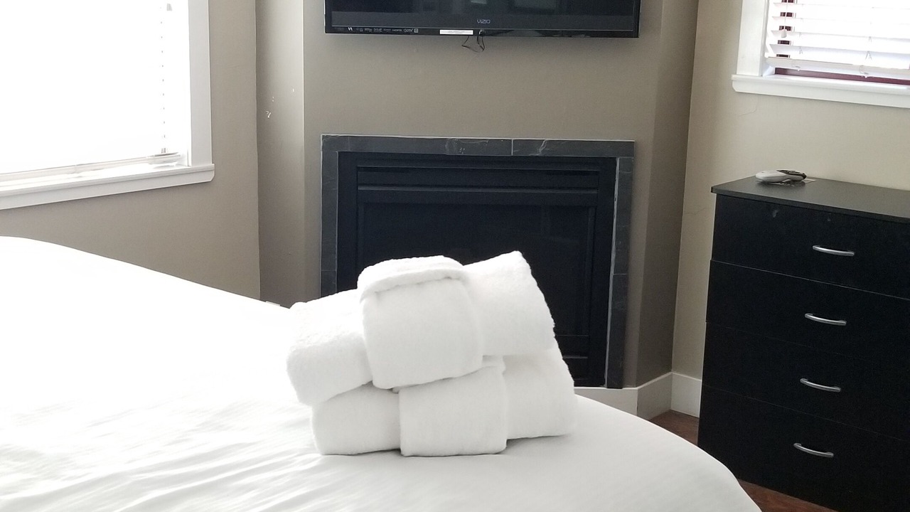 Photo of Bedroom in Lakeside Park