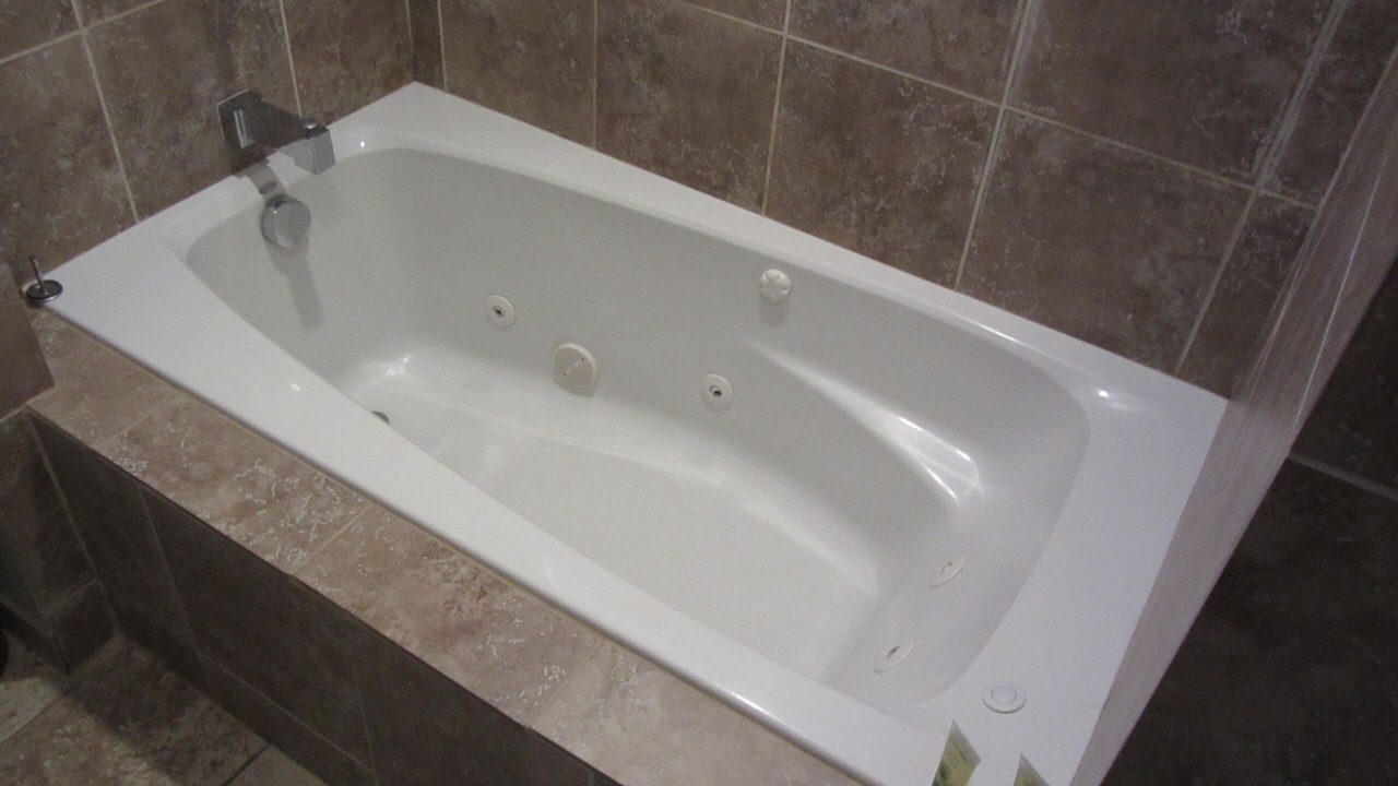 Photo of Bathroom in Lakeside Park