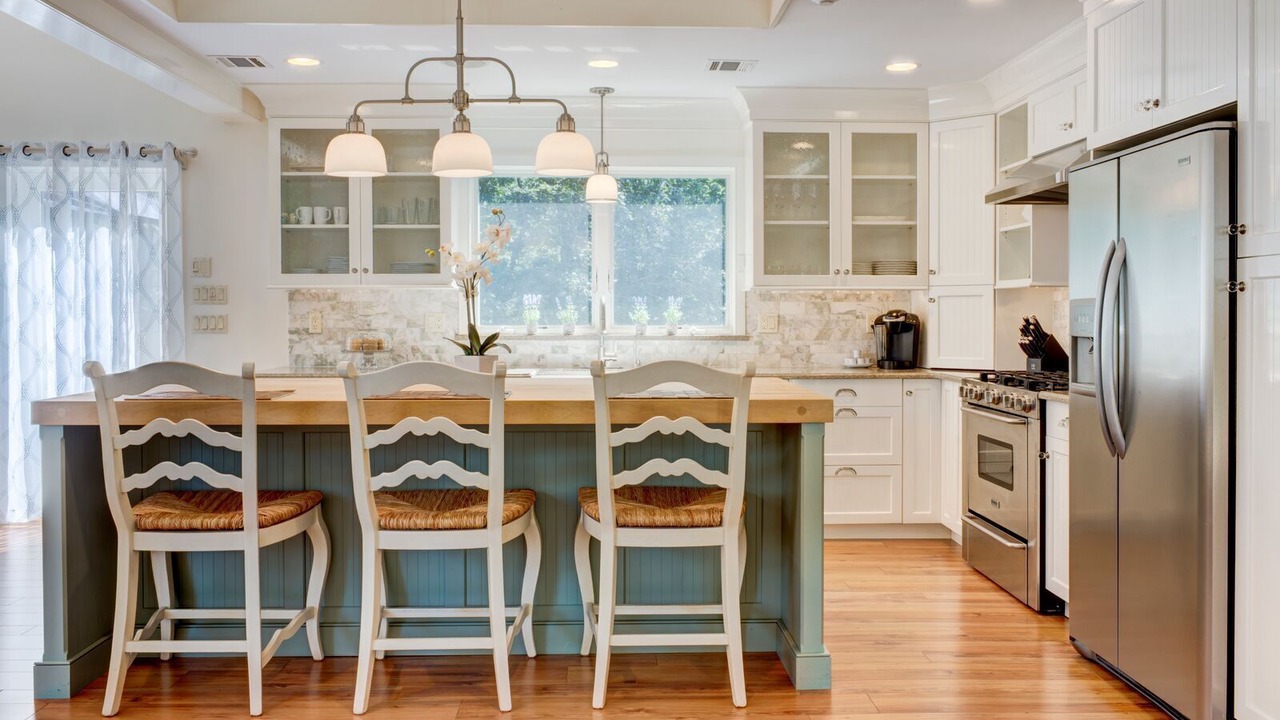 Photo of Kitchen in East Hampton