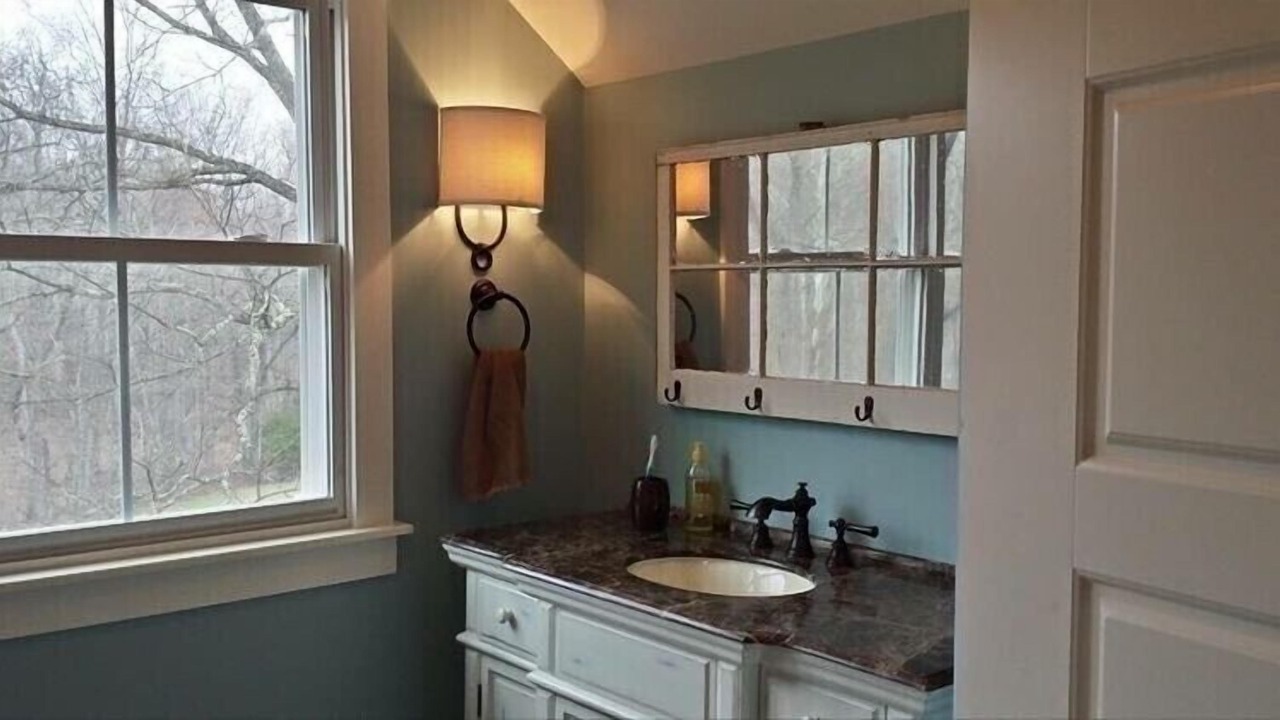 Photo of Bathroom in Dickson