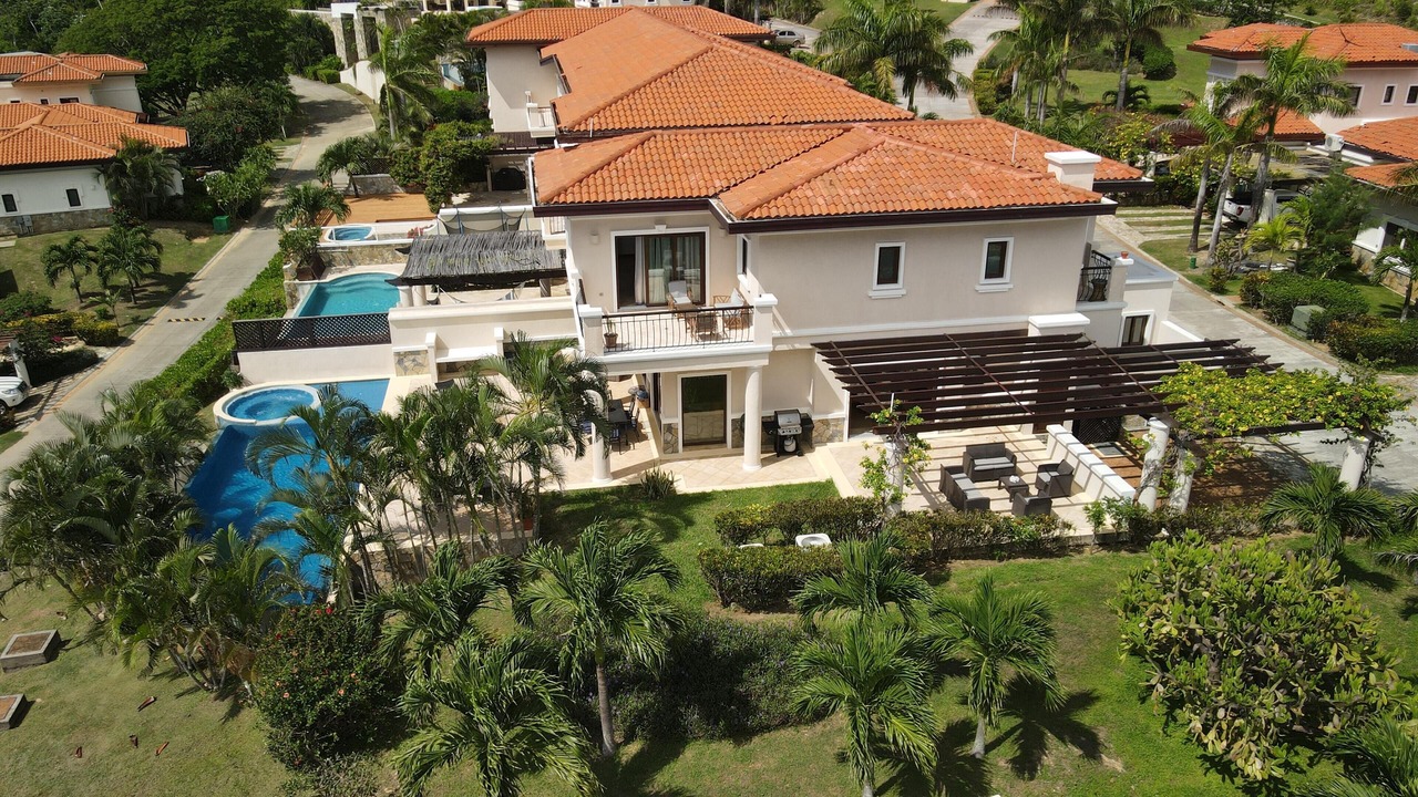 Photo of Outdoor in Pristine Bay