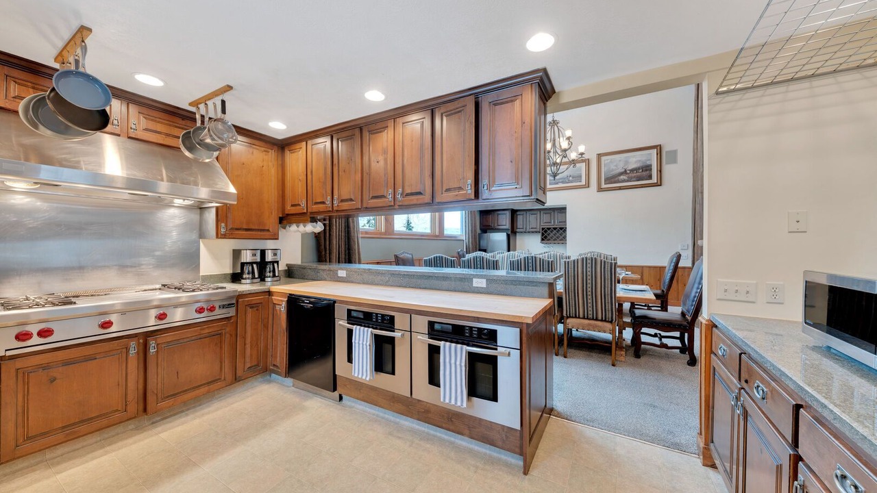 Photo of Kitchen in Salt Lake Mountain Resorts