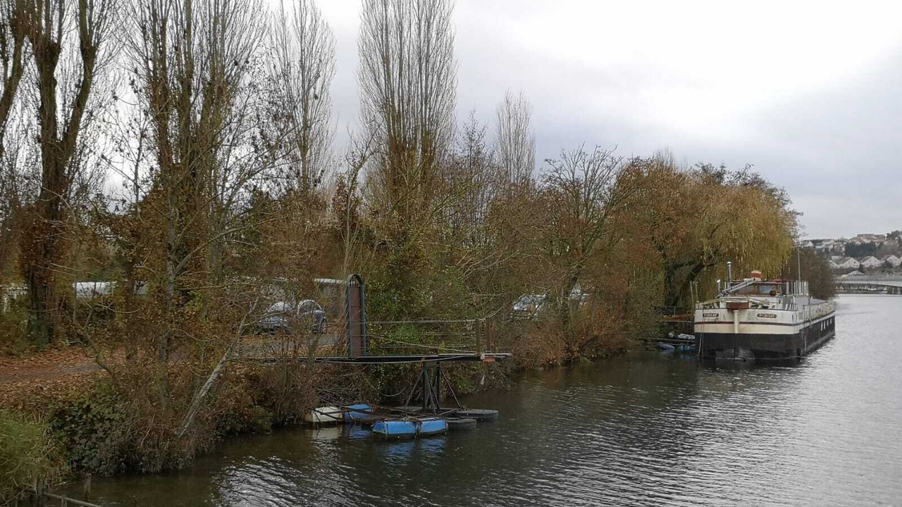 Photo of Outdoor in Pont-sur-Yonne