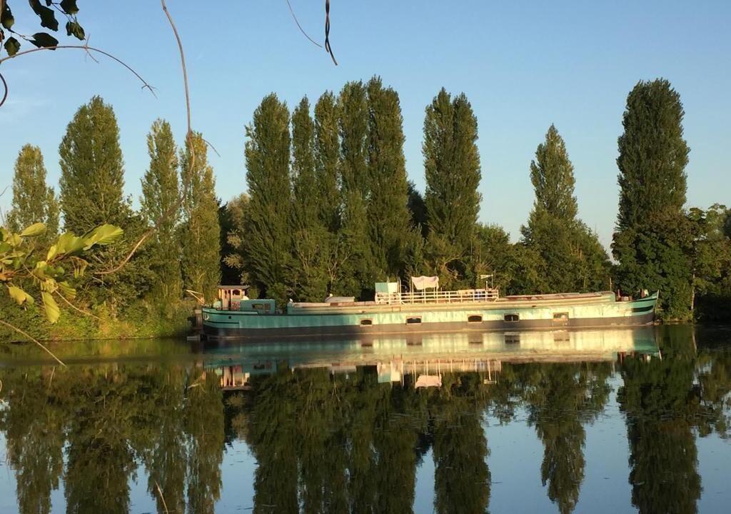 Photo of Outdoor in Pont-sur-Yonne