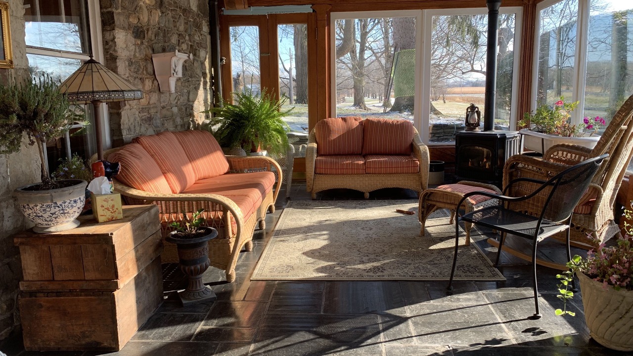 Photo of Livingroom in Canandaigua