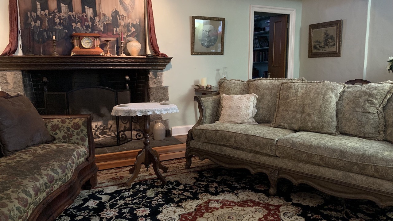 Photo of Livingroom in Canandaigua