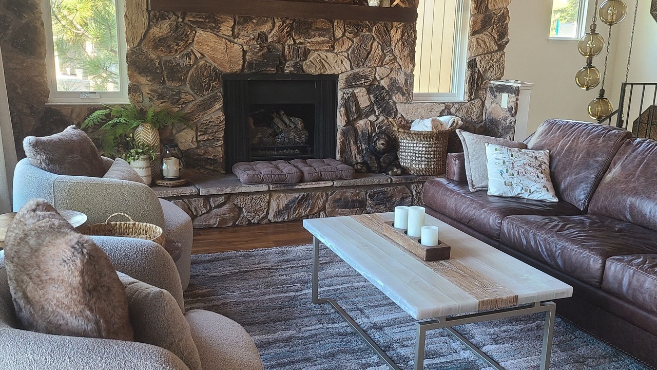 Photo of Livingroom in Zephyr Cove