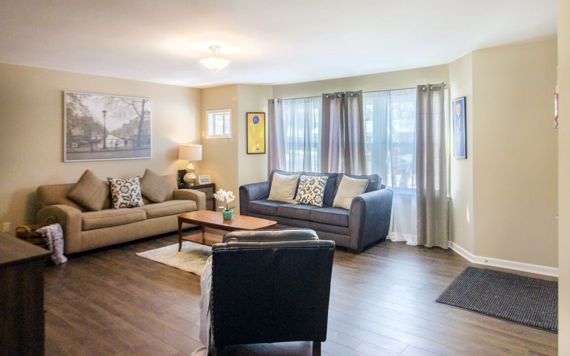 Photo of Livingroom in Highland
