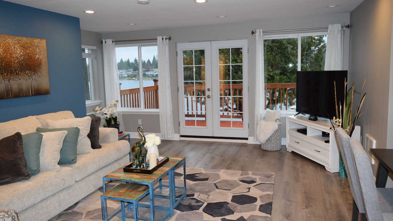 Photo of Livingroom in SeaTac