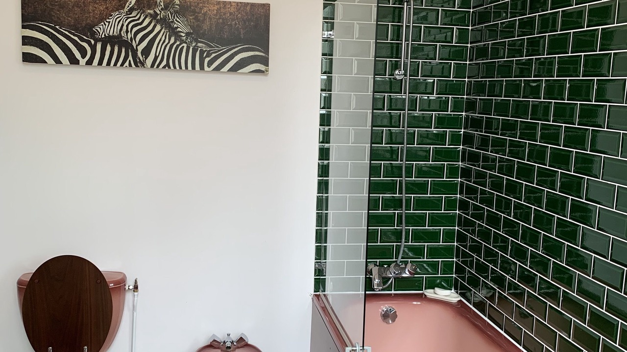 Photo of Bathroom in LAbsie