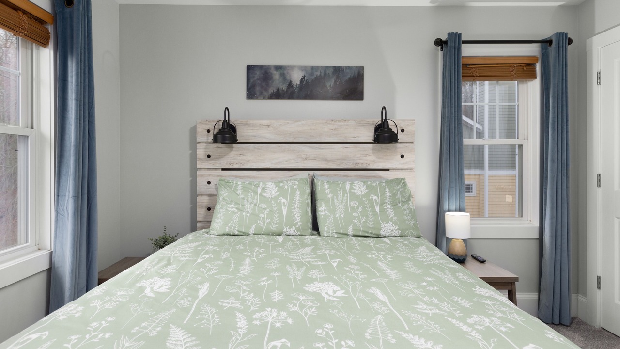 Photo of Bedroom in Oakley