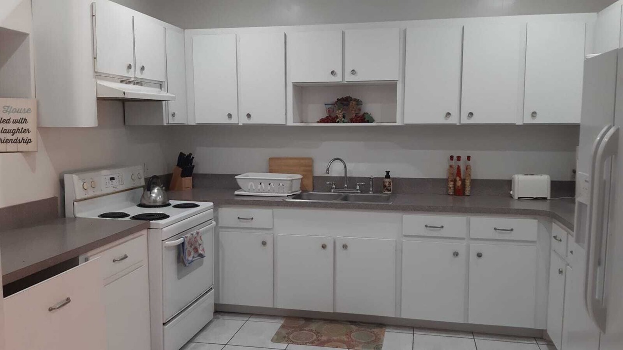 Photo of Kitchen in Bahamas Terrace